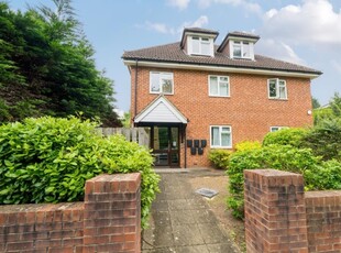 1 Bed Flat/Apartment For Sale in Knaphill, Woking, GU21 - 5438547