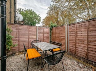 1 Bedroom Flat For Rent In South Wimbledon, London
