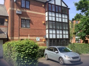 2 Bed Flat/Apartment For Sale in Central Reading, Berkshire, RG1 - 5426586