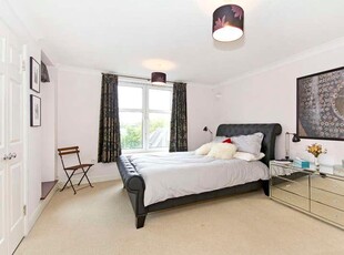2 bed flat to rent in Espirit House,
SW15, London