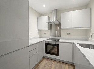 2 Bedroom Apartment For Rent In Feltham