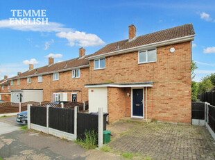 2 Bedroom End Of Terrace House For Sale In Basildon, Essex
