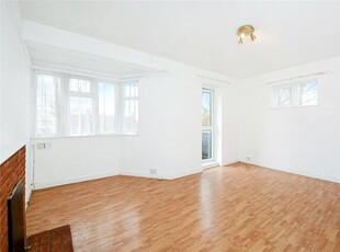 2 Bedroom Flat For Sale In Walthamstow, London