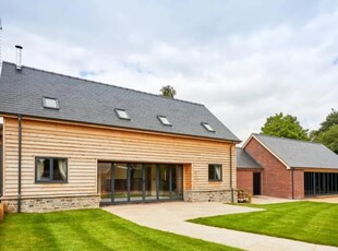 3 Bed Barn Conversion For Sale in Pudleston, Herefordshire, HR6 - 5411247