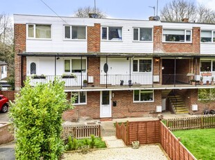 3 Bed Flat/Apartment For Sale in Chesham, Buckinghamshire, HP5 - 5328935