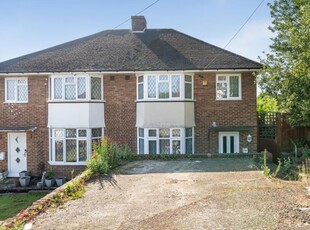 3 Bed House For Sale in High Wycombe, Buckinghamshire, HP12 - 5427542