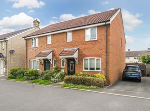 3 Bed House For Sale in Swindon, Wiltshire, SN2 - 5426340