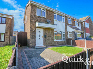 3 Bedroom End Of Terrace House For Sale In Canvey Island