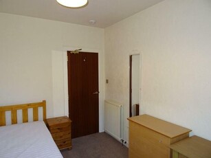 3 bedroom flat to rent Aberdeen, AB11 6YH