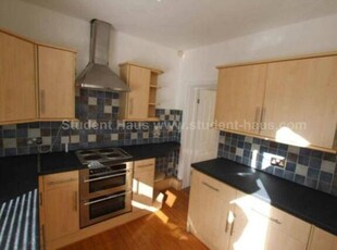 3 Bedroom House For Rent In Salford