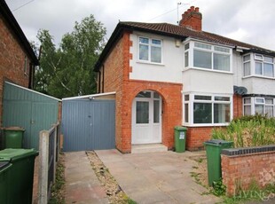 3 Bedroom Semi-detached House For Rent In Braunstone