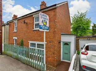 3 Bedroom Semi-detached House For Sale In Caterham