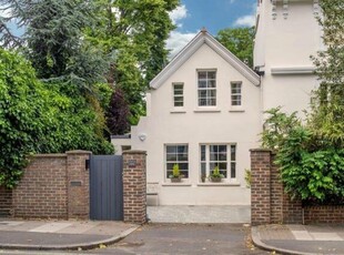 3 Bedroom Semi-detached House For Sale In St John's Wood, London