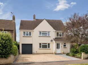 4 Bed House For Sale in Davenport Road, Witney, OX28 - 5157621