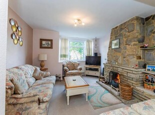 4 Bedroom Semi-detached House For Sale In Rainham, Gillingham