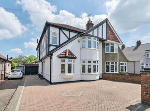 4 Bedroom Semi-detached House For Sale In Sidcup