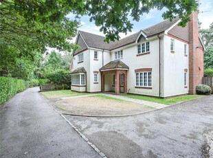 5 Bedroom Detached House For Sale In Reading