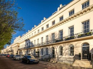 5 Bedroom Terraced House For Sale In Regent's Park, London