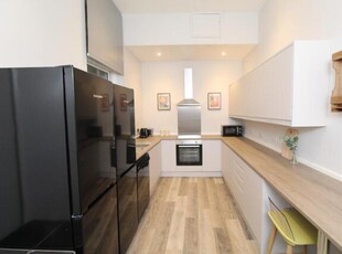 6 Bedroom Flat For Rent In City Centre, Nottingham