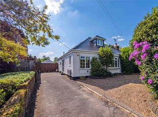 Bungalow for sale in Bucks Hill, Chipperfield, Kings Langley, Hertfordshire WD4