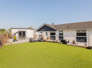 Bungalow for sale in Farm Road, Duntocher, Clydebank G81