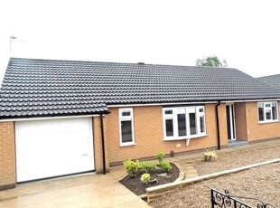 Bungalow to rent in Roe Croft Close, Sprotbrough, Doncaster DN5
