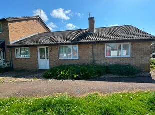 Bungalow to rent in Rowan Green, Elmswell, Bury St. Edmunds IP30
