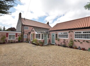 Cottage for sale in Holt Road, Aylmerton, Norwich NR11