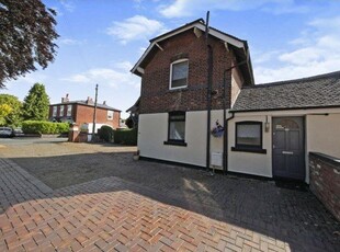 Cottage to rent in Fields Road, Stoke-On-Trent ST7