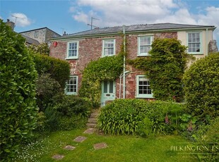 Country house for sale in Heavitree Road, Kingsand, Torpoint, Cornwall PL10