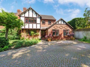 Detached house for sale in Booth Drive, Finchampstead, Berkshire RG40