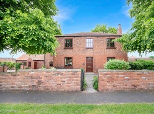 Detached house for sale in Breck Farm, Thorpe Road, Mattersey, Doncaster, Nottinghamshire DN10