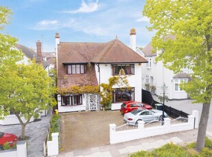 Detached house for sale in Chalkwell Avenue, Westcliff-On-Sea SS0