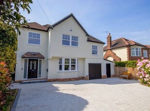 Detached house for sale in Chelmsford Road, Shenfield, Brentwood CM15