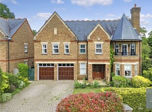 Detached house for sale in Clarence Gate, Woodford Green IG8