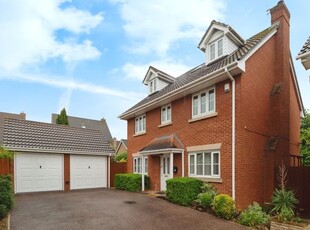 Detached house for sale in Dove Close, Chafford Hundred, Grays, Thurrock RM16