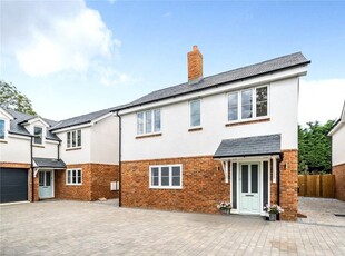 Detached house to rent in Alexandra Road, Chipperfield, Kings Langley, Hertfordshire WD4