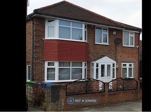 Detached house to rent in Caxton Road, Manchester M14