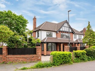 Detached house to rent in Forestdale, Southgate, London N14