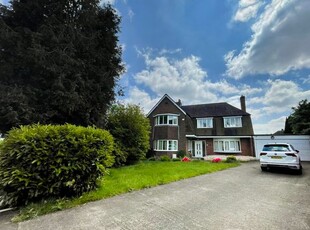 Detached house to rent in Halton Road, Sutton Coldfield, West Midlands B73