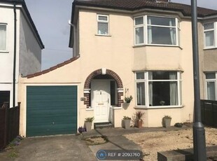 Detached house to rent in Overndale Road, Bristol BS16