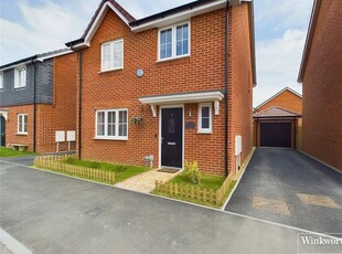 Detached house to rent in Sela Drive, Shinfield, Reading, Berkshire RG2