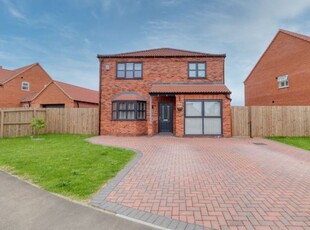 Detached house to rent in Lakeside View, Ealand, Scunthorpe DN17