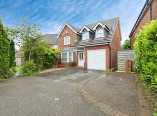 Detached house to rent in Yeomanry Close, Sutton Coldfield B75