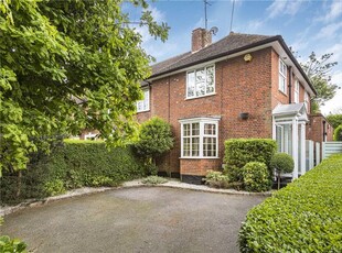 End terrace house for sale in The Links, Welwyn Garden City, Hertfordshire AL8