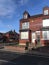 End terrace house to rent in Ash Road, Headingley, Leeds LS6