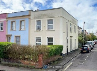End terrace house to rent in Brook Road, Montpelier, Bristol BS6