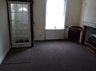 End terrace house to rent in Crimpsall Road, Doncaster DN4