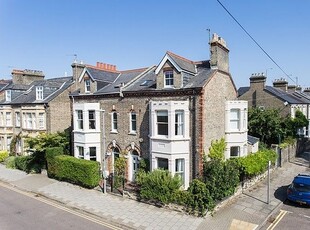 End terrace house to rent in Lyndewode Road, Cambridge CB1