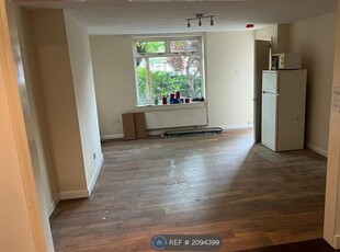 Room to rent in Motum Road, Norwich NR5